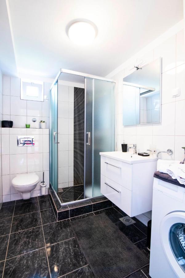 Apartman Nono Splitska Εξωτερικό φωτογραφία